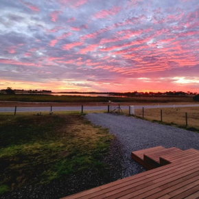 Banksia Lakeview Retreat